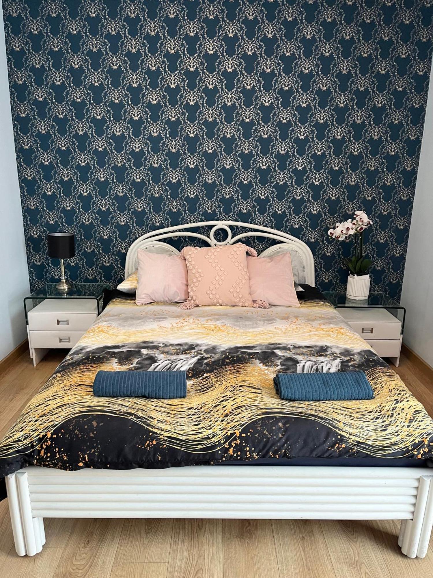 Oldtown Retro Apartment By Marina With Balcony For 6 People Gdansk Dış mekan fotoğraf